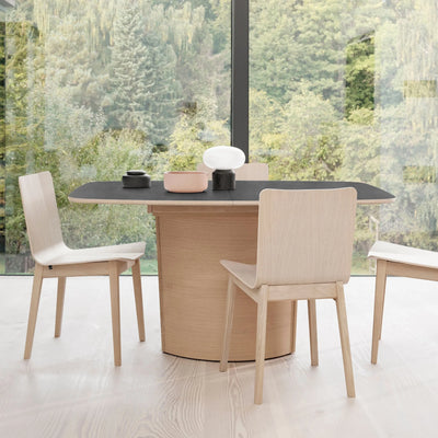 Skovby #116 Dining Table - Boatshaped Dining Table in Oak White OIl with Black Top - Skovby | Milola