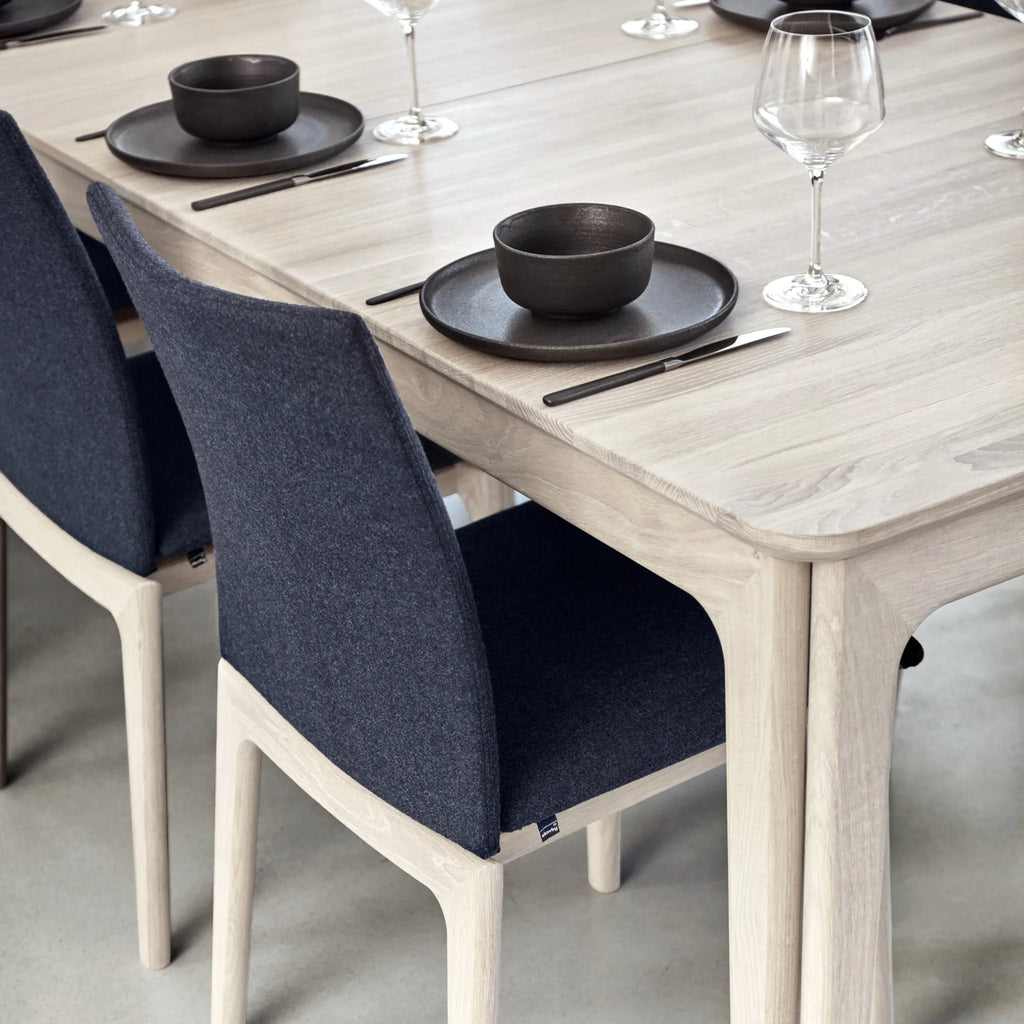 Skovby #27 Extendable Dining Table in Oak White Oil - Skovby | Milola