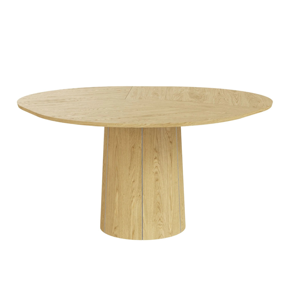 Skovby #33 Extendable Round Dining Table in Oak Lacquer - Skovby | Milola