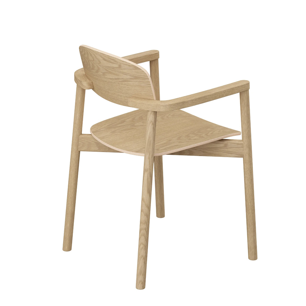 Skovby #842 Dining Chair in Oak Lacquer - Skovby | Milola