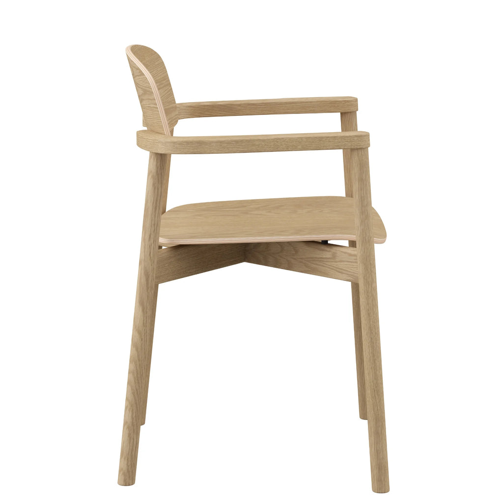 Skovby #842 Dining Chair in Oak Lacquer - Skovby | Milola