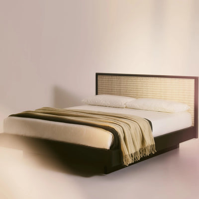 AWASE Wooden Bed - Woven Headboard Bed in Verde Ginepro - Bolzan | Milola