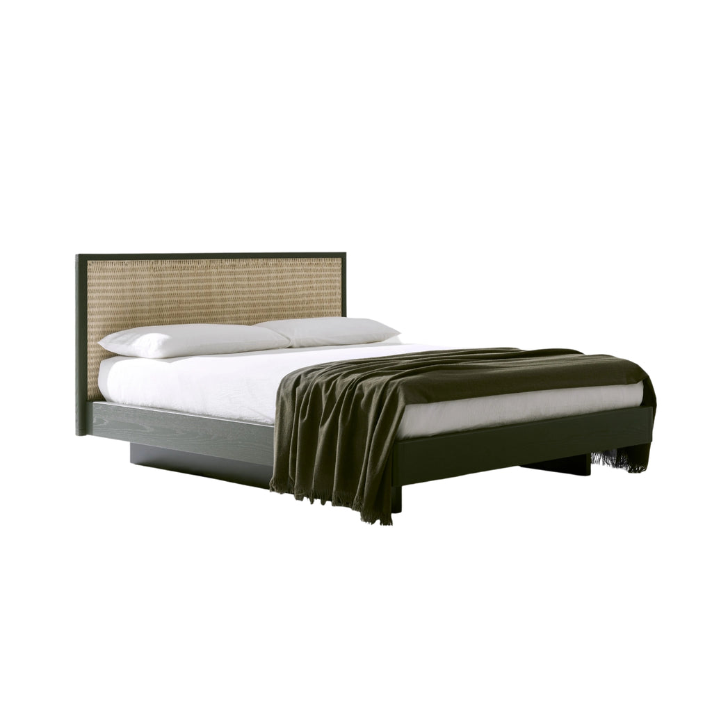 AWASE Wooden Bed - Woven Headboard Bed in Verde Ginepro - Bolzan | Milola