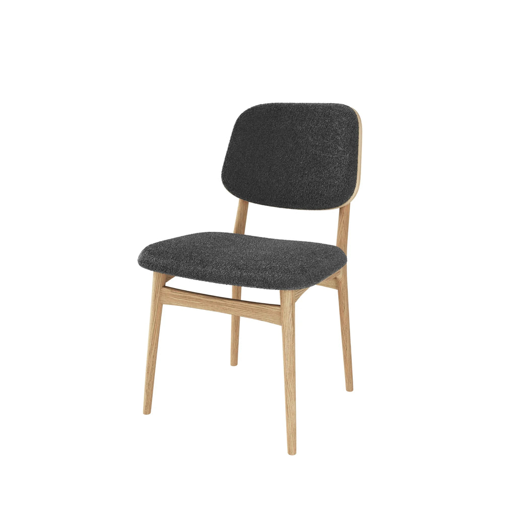 CASØ CARL Dining Chair in White Oiled oak with Grey Fabric - CASØ | Milola