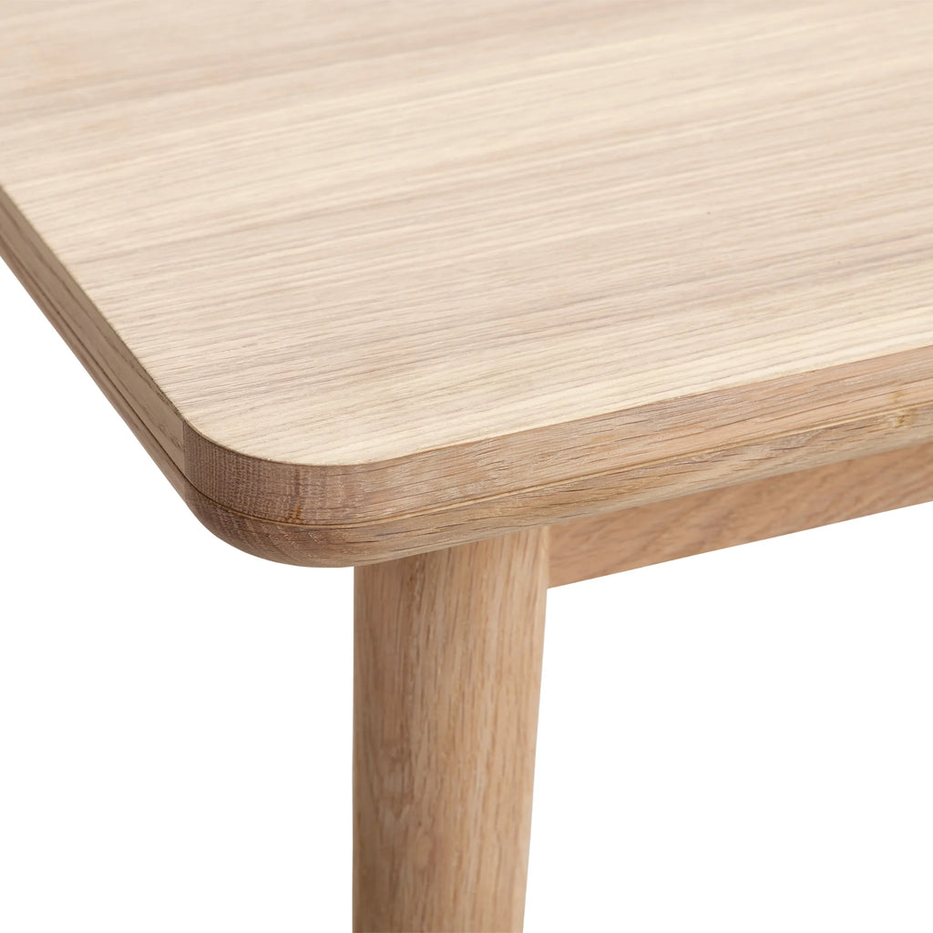 CASØ 500 Extendable Dining Table in White Oiled Oak - CASØ | Milola