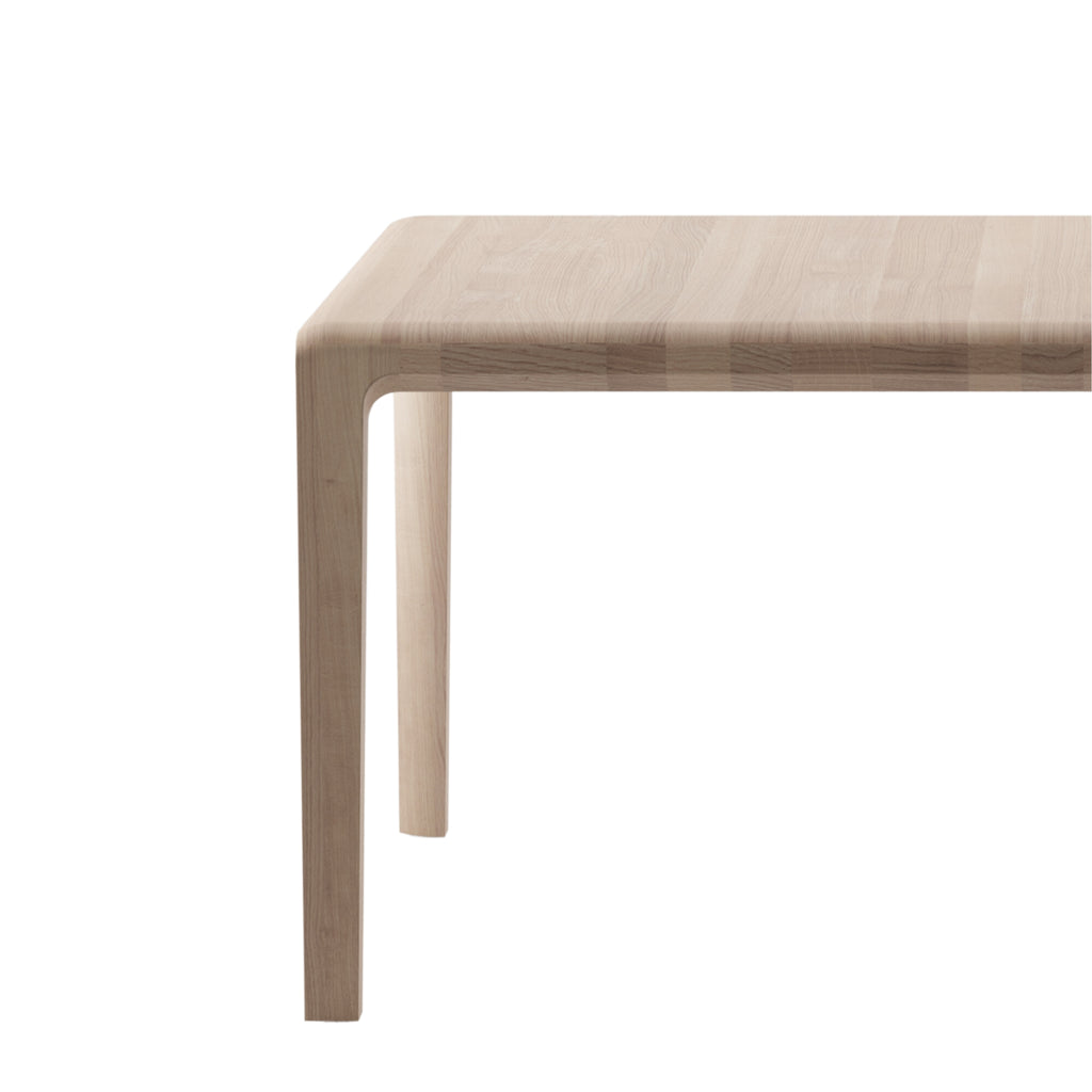 INVITO Extendable Dining Table in Oak Natural Soap - Artisan | Milola