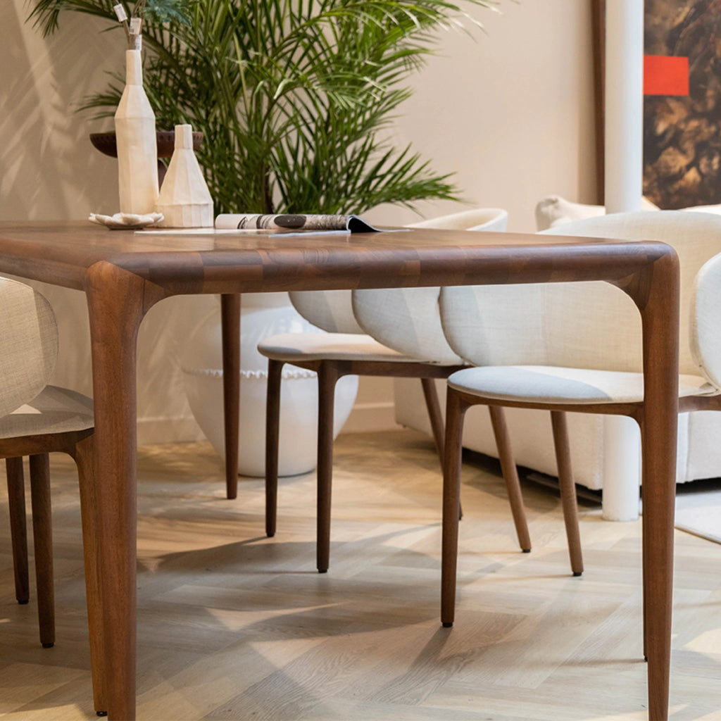 LATUS Dining Table in Walnut Natural Oil - Artisan | Milola