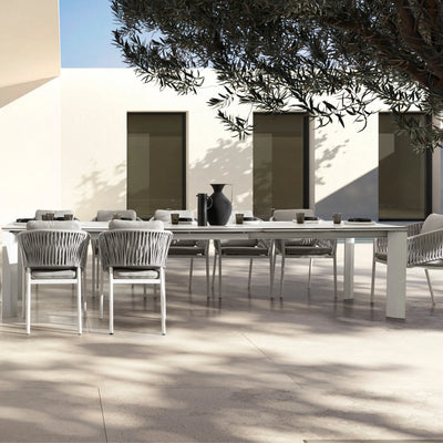 OTAVIO Ceramic Outdoor Extendable Dining Table in White Aluminium - Bizzotto | Milola