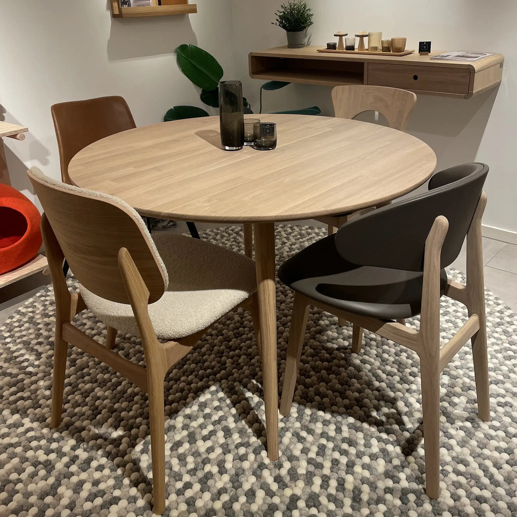 CASØ THOR Round Extendable Dining Table - Scandinavian Furniture - showroom photo - CASO | Milola