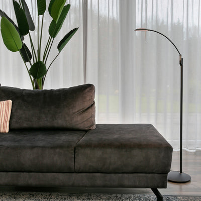 ZENITH Floor Lamp in Black - Steinhauer | Milola